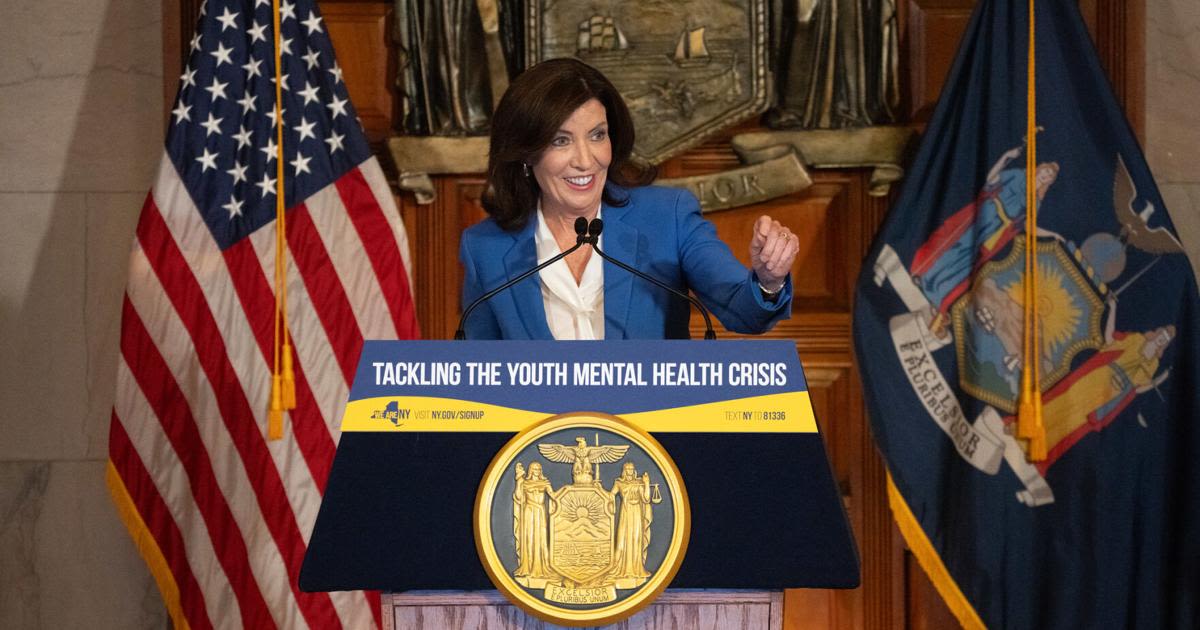 Hochul, lawmakers push passage of internet child safety bills