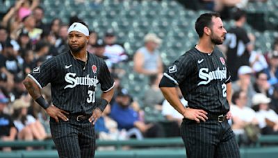 One day after ‘flat’ flap, Chicago White Sox fall to 15-40 with their 6th straight loss and 10th in 11 games