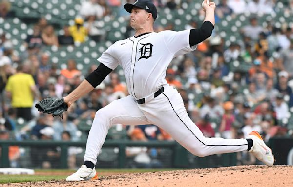 Detroit Tigers and St. Louis Cardinals rained out, will play a traditional doubleheader on Tuesday