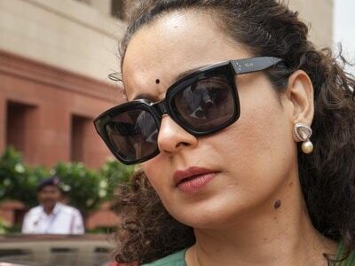 Certificate can be issued to Kangana's film if some cuts are made: CBFC