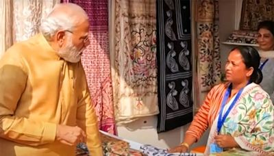 PM Modi highlights the revival of handloom industry in 'Mann Ki Baat'