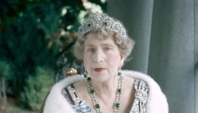 La joya de Victoria Eugenia que Felipe VI podría regalar a Letizia por su 20 aniversario