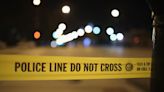 Policías disparan y matan a sujeto que estaba presuntamente apuñalando a una persona en Chicago