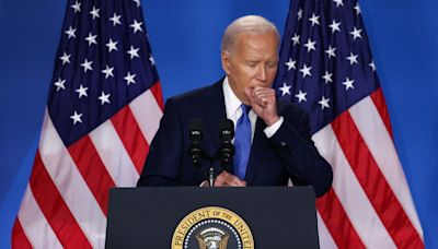 Biden com Covid: sintomas melhoraram 'significativamente', diz médico