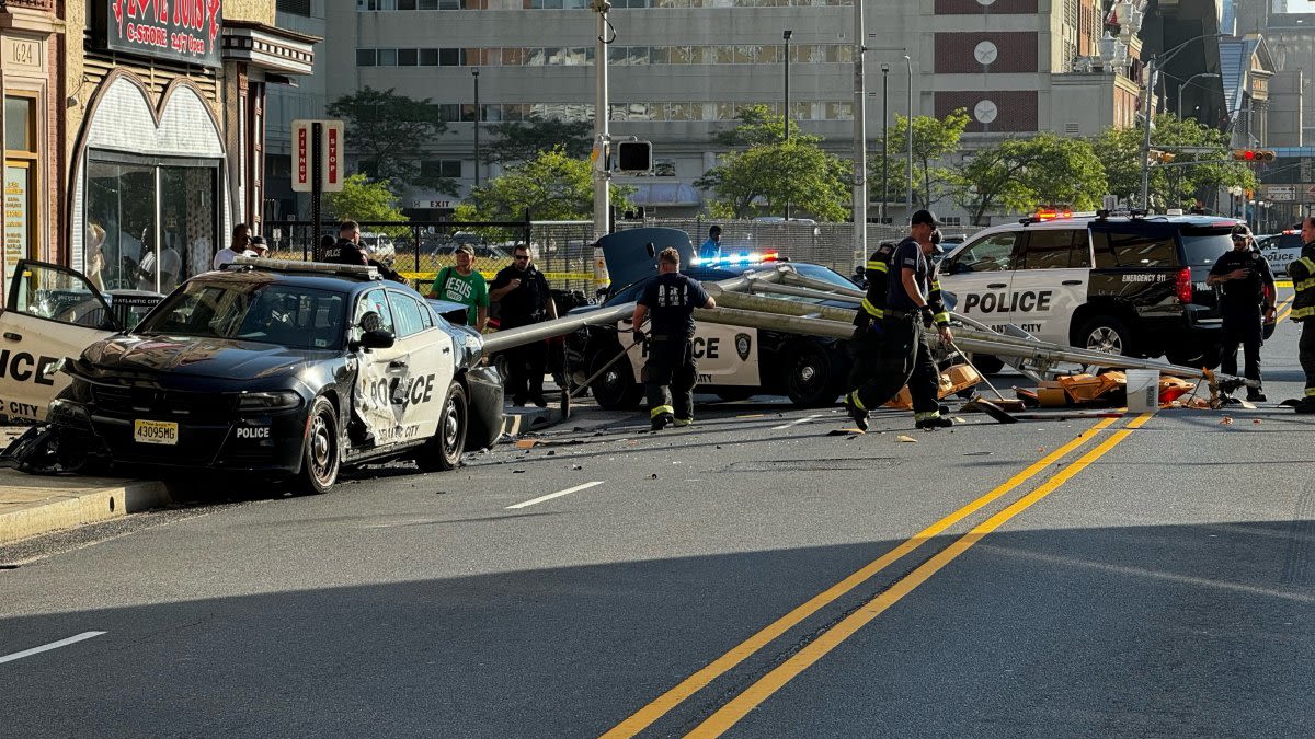 Atlantic City Police Department cars involved in crash that brought down traffic light