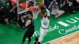 Al Horford complementa a Jaylen Brown y Kristaps Porzingis en el Juego 1 de las NBA Finals