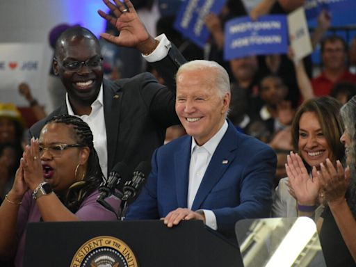 In Detroit, Biden vows to stay in the race and lays out plans for his 1st days of a 2nd term
