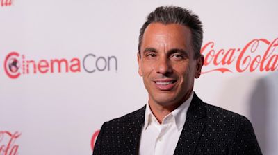 Sebastian Maniscalco tour 2024: How to get last-minute tickets for under $50 to his final MSG show