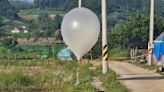 Corea del Norte lanza globos con basura hacia Corea del Sur