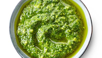 Pesto laced with brain-invading bug leaves 5 people fighting for their lives