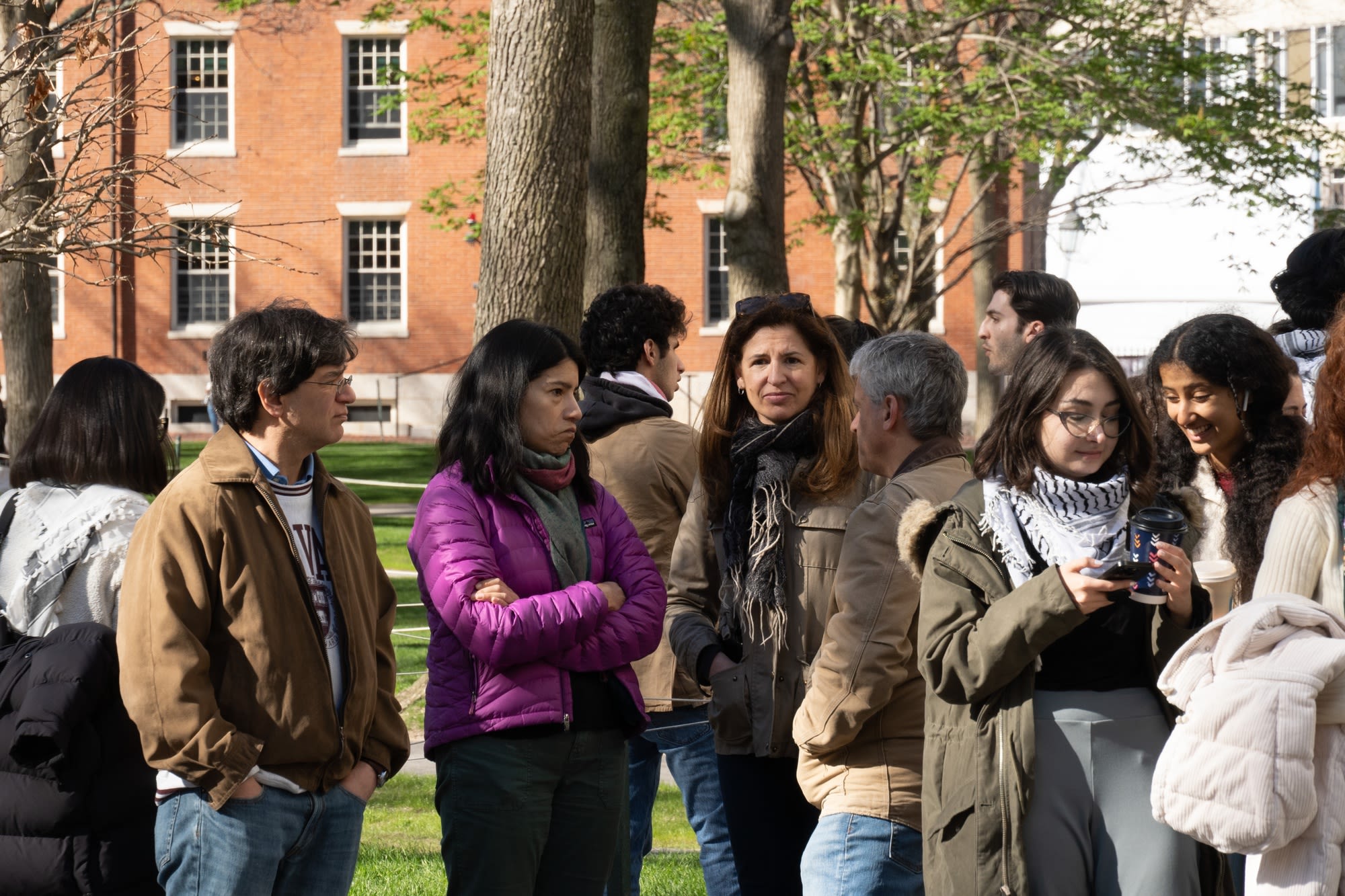 More Than 300 Harvard Faculty Urge Garber To Negotiate with Pro-Palestine Protesters | News | The Harvard Crimson