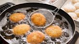 The One Step You Shouldn't Skip When Frying Anything In Hot Oil