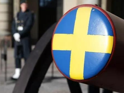 Sweden seeks to answer worried students' questions about Nato and war after its neutrality ends - Times of India