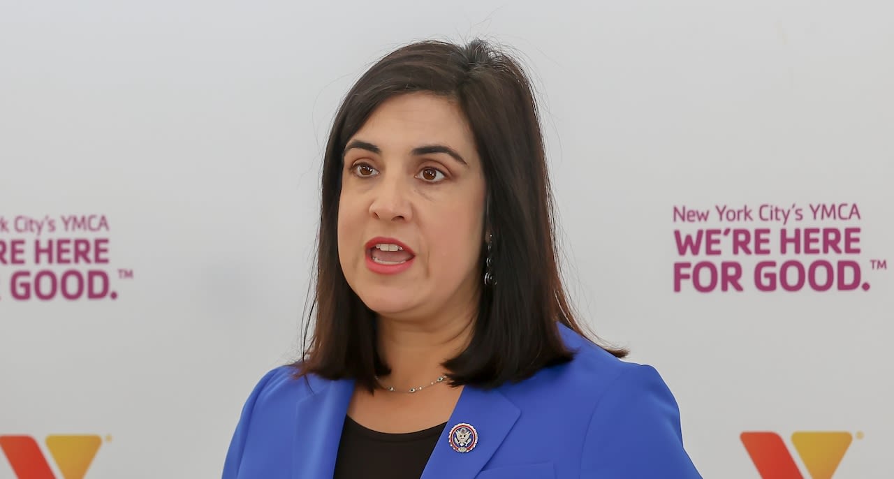 Rep. Malliotakis gives local disability organization large federal check