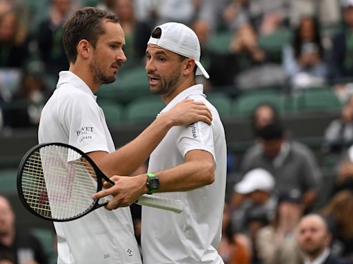 Grigor Dimitrov injury sends Daniil Medvedev through to Wimbledon quarter-finals