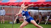 District 3 track and field: Schneider recovers from faulty throw to win gold