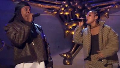 Tony Awards fans blown away by Alicia Keys and Jay-Z's performance - but all share same complaint