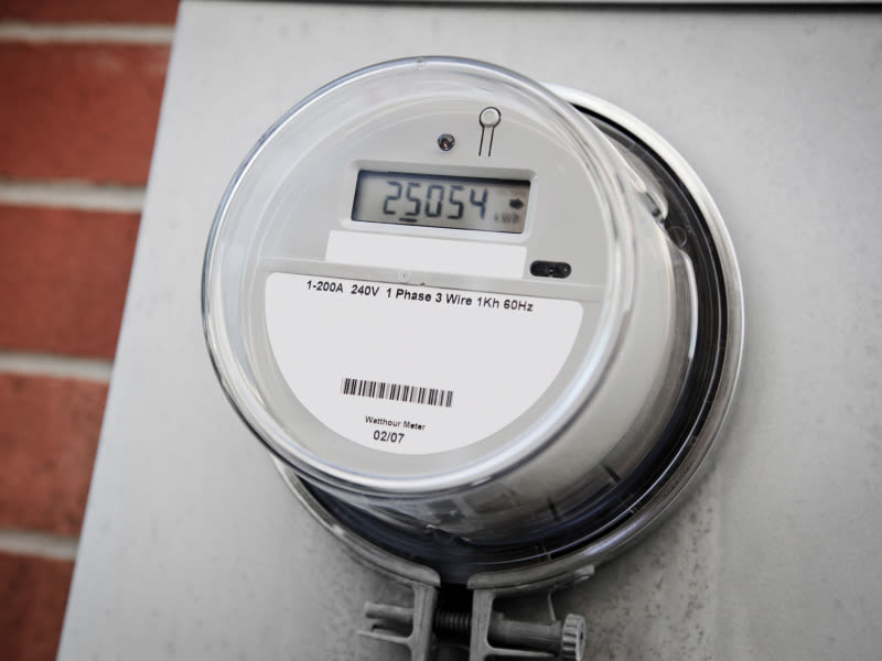 Proposed winter electric rates down 8% compared to last year