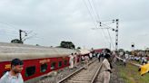 Two dead, 20 injured as Mumbai-Howrah Mail coaches derail in Jharkhand