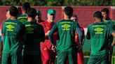 Mano Menezes comanda primeiro treino no Fluminense e pede apoio da torcida contra o Internacional: 'Razão de tudo'