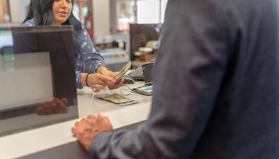 I’m a Banking Expert: 5 Ways To Take Advantage of Your Bank’s Loyalty Programs