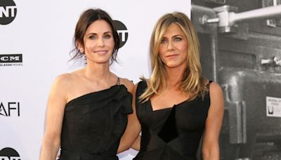 Jennifer Aniston Is Reportedly Waving the 'Red Flag' Over Courteney Cox's Longtime Relationship