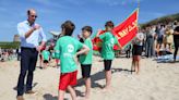 William joins volleyball game on popular Cornwall beach