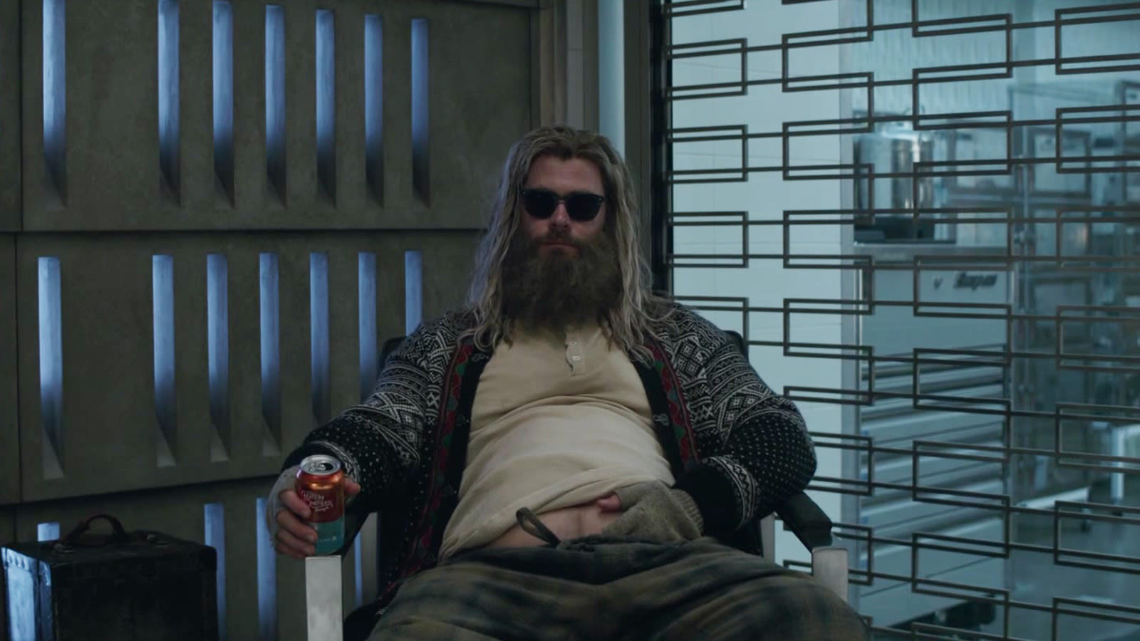 Thor's Bodysuit Started To Physically Affect Chris Hemsworth In A 'Scary' Way - SlashFilm