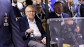 At Berkshire Hathaway meeting, Warren Buffett to field questions on growth, dividend and succession