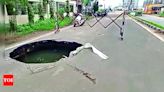 Damaged Drainage Line Causes Cave-in On City Road | Vadodara News - Times of India