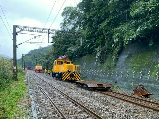 台鐵區間車撞壞工程車！運安會調查結果出爐