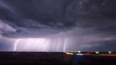 Severe storms to kick off the long weekend in Manitoba, Ontario