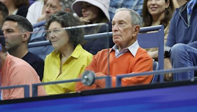 Reports: Bloomberg joins Wolves purchase group