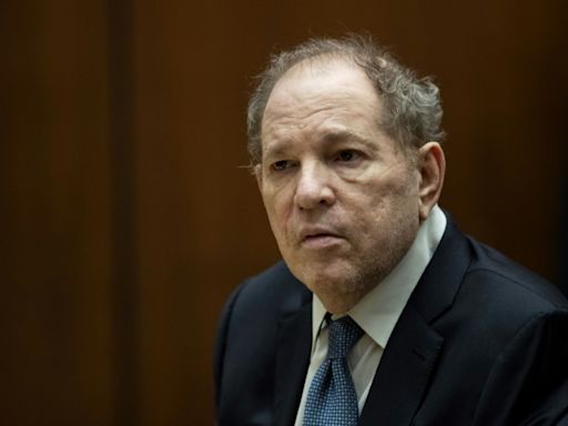 Corte de Nueva York anula la condena por delito sexual al exproductor Harvey Weinstein