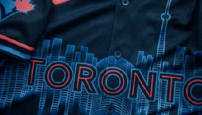 Blue Jays launch alternate jersey that features CN Tower, Toronto skyline | Offside