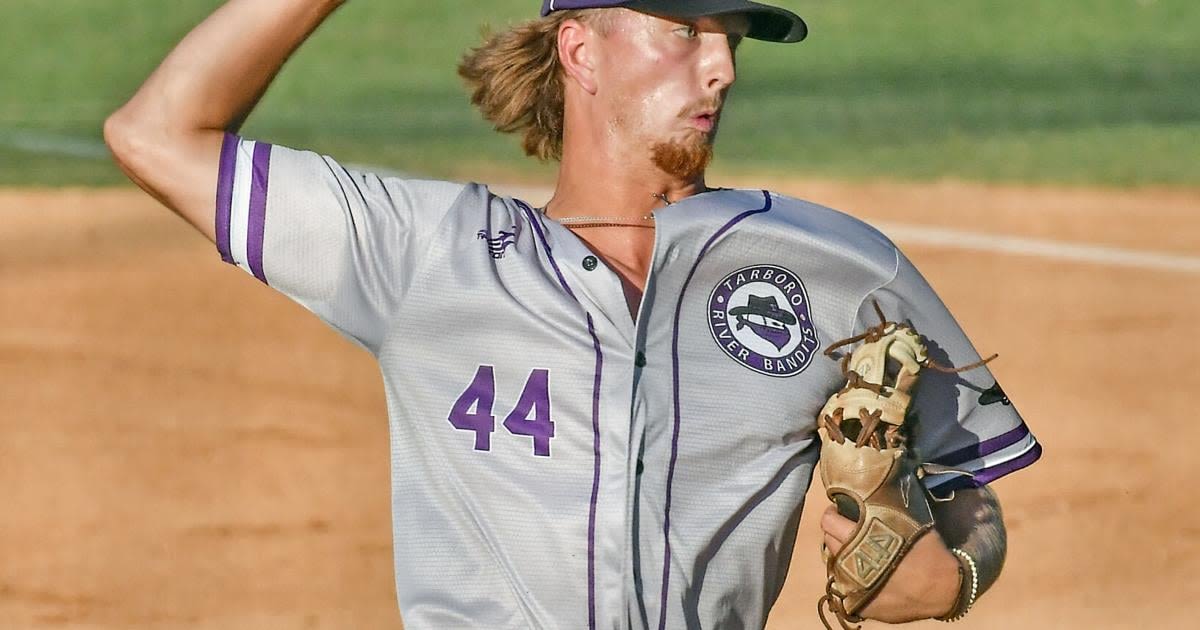 River Bandits remain red hot, extend win streak to 10