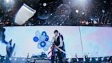 五月天香港演唱會遭暴雨打斷 改線上直播安可揪感心