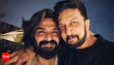 Vinay Gowda enjoys watching T20 World Cup 2024 finals with Kiccha Sudeep - Times of India