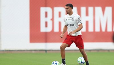 Victor Hugo, do Flamengo, entra em lista de meias sub-21 mais valiosos do mundo | Flamengo | O Dia