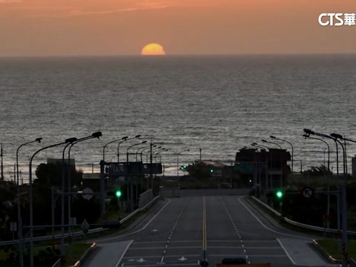 西濱通霄段「落日大道」 夏季夕陽路中入海絕美