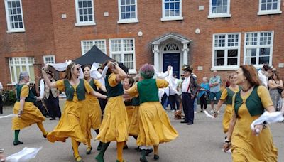 Variety of outdoor fun enjoyed by all at Ludlow Fringe