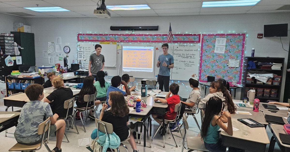 Martinsburg High School’s Spanish National Honor Society teaches lessons at local schools