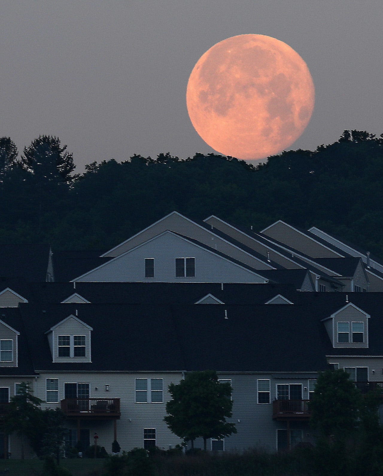 When is the May full moon and why is it a flower moon? Viewing from Florida