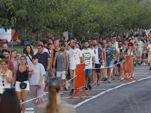 Benicàssim ya espera a 120.000 «fibers» y la música de 70 artistas