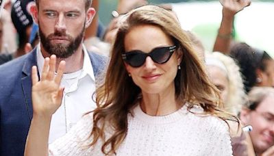 Natalie Portman just gave us the perfect summer dressing formula