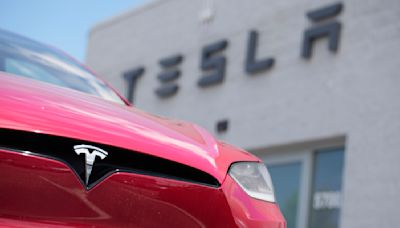 Tesla stock rises again, extending monster 40% rally over the last month