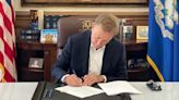 Lamont signs bill expanding paid sick leave mandate to small businesses
