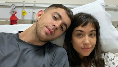 María Becerra y J Rei compartieron una foto desde una clínica y dieron una triste noticia: “Ansiábamos tener un bebé”