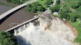 Massive dam break: river sweeps away entire house