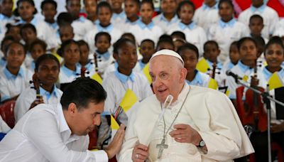 La orquesta de niños de Vánimo con un director venezolano que tocó ante el papa